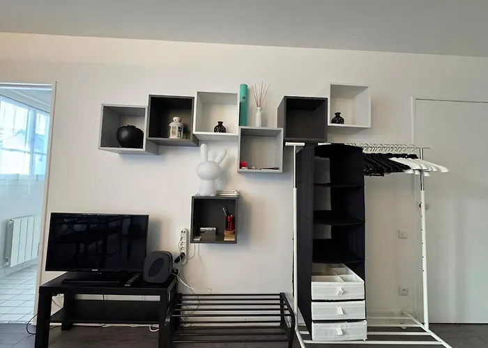 Lägenhet Center Studio, Castle And Insead